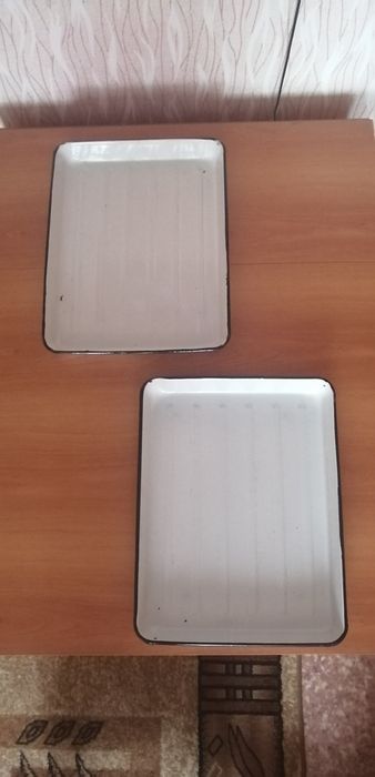 Продам лотки эмалированные