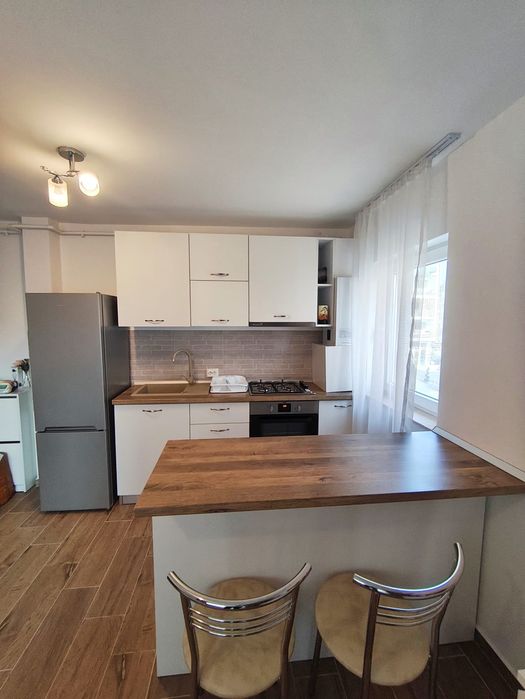 Apartament 2 camere tip studio de închiriat
