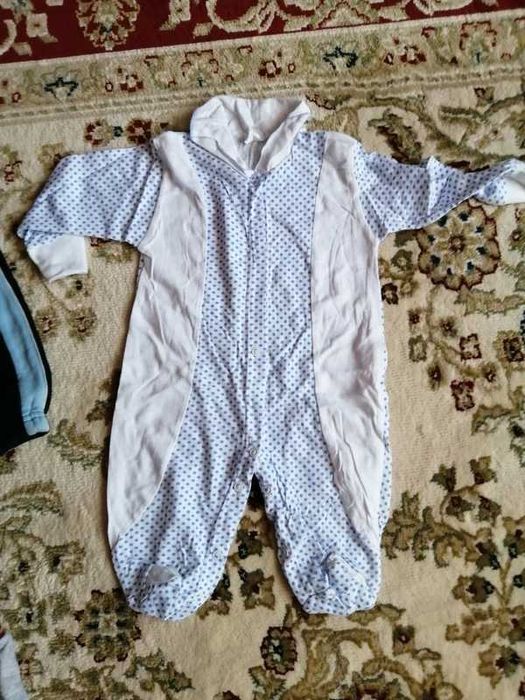 Imbracaminte pentru bebelusi