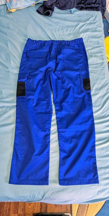 Pantaloni salopeta mărimea 56