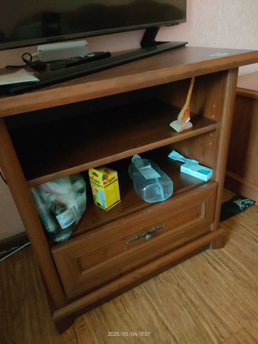 Продам тумбу в хорошем состоянии