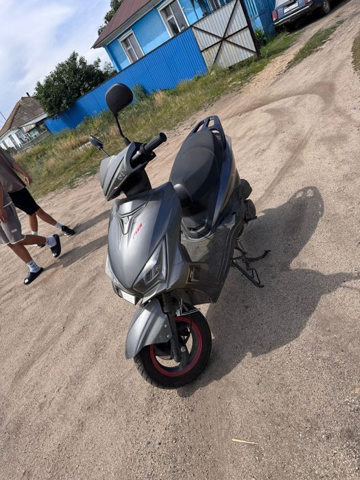 Скутер м8 про продам