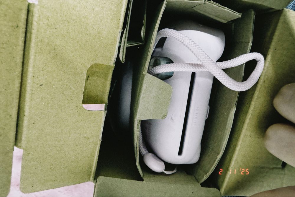 Instax 12 mini , использовался только один раз