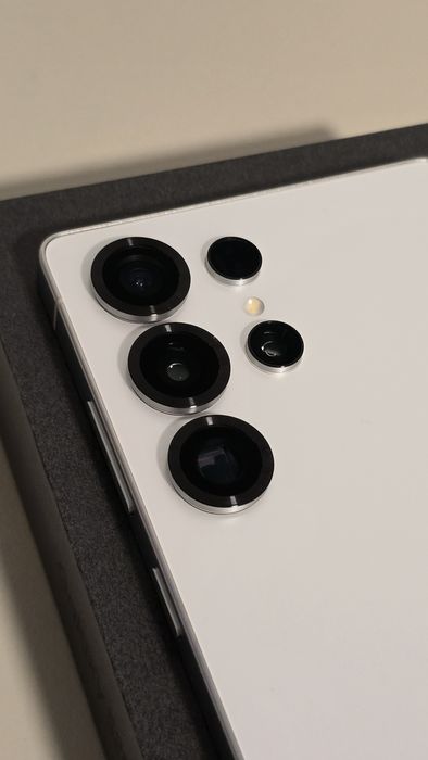 Samsung Galaxy S25 Ultra 12/512GB  White Ca Nou + Garanție 2 Ani eMAG