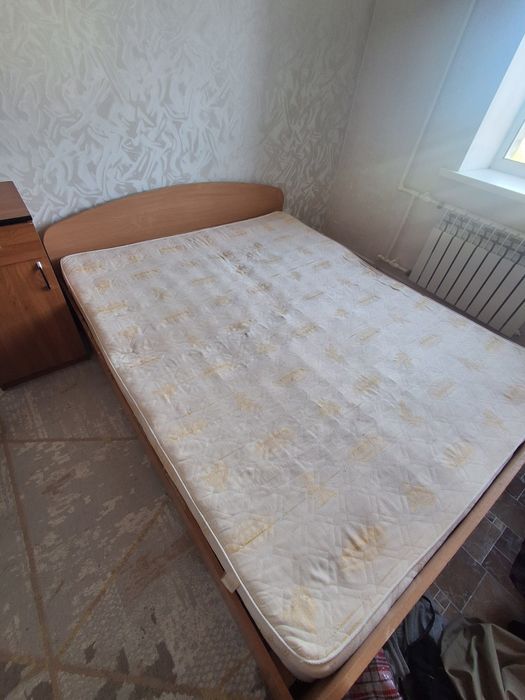 Бесплатно кровать матрац