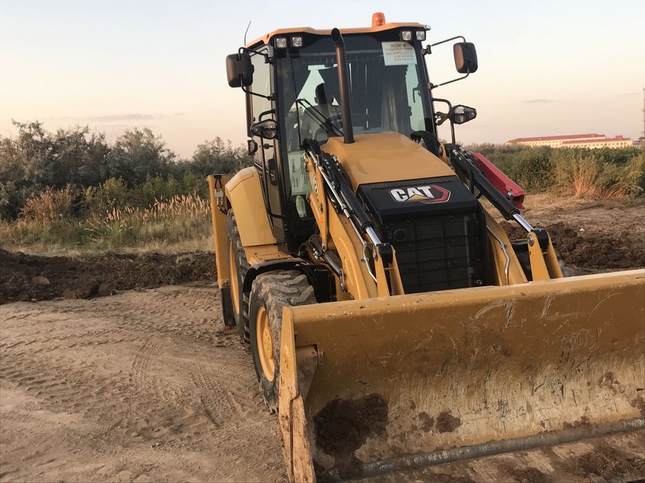 Услуги , аренда , заказ экскаватор погрузчика 3/1