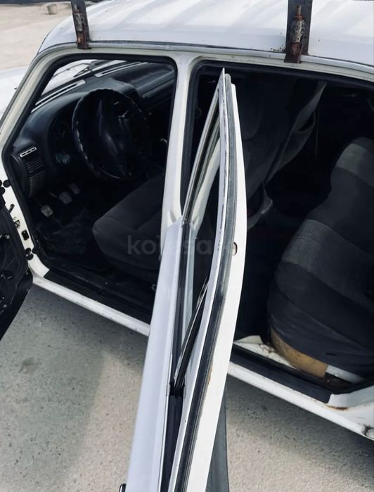 Көріңіздер келіп жаксы машине