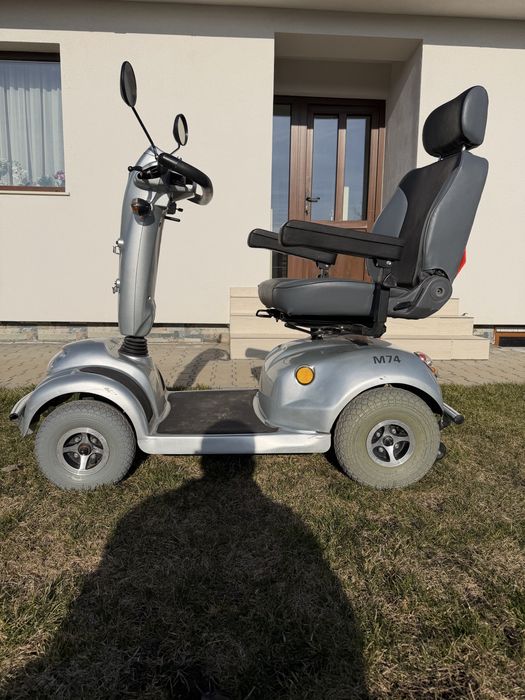 Scaun scuter tricicleta carut carucior electric handicap dizabilitati