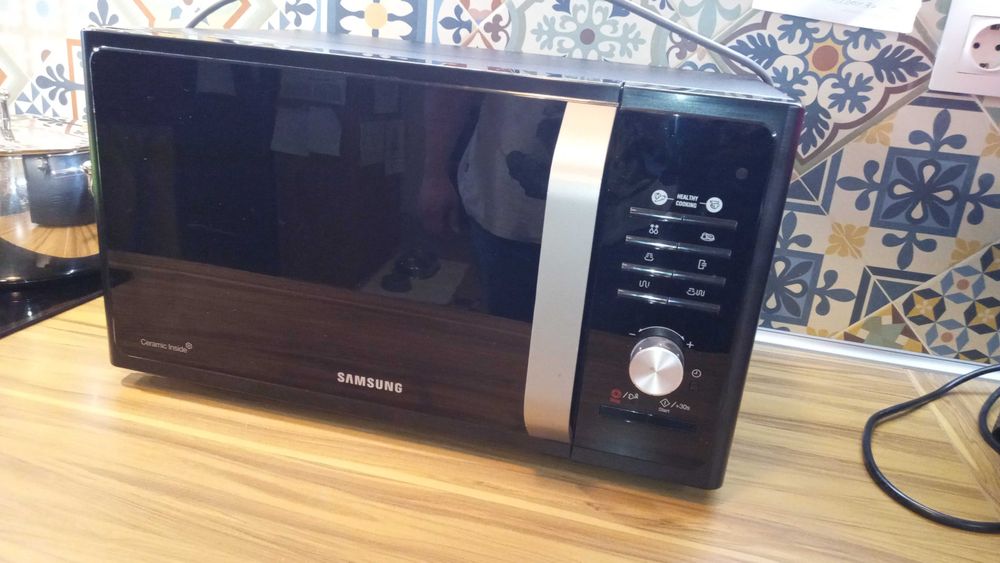 Микровълнова фурна Samsung MG23f301TAK