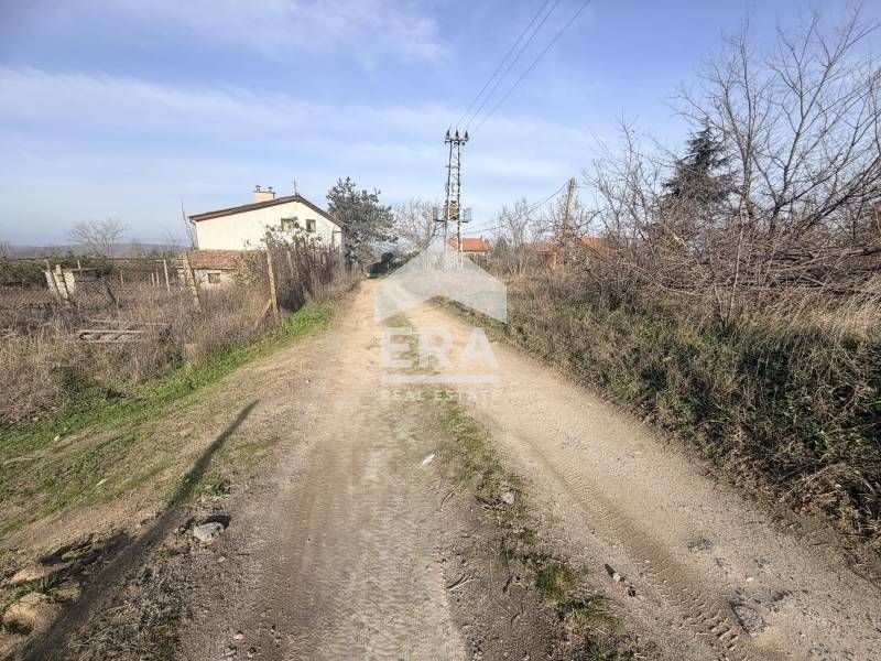 Урегулиран поземлен имот за продажба, в м-т Боровец Север, Варна, на 7