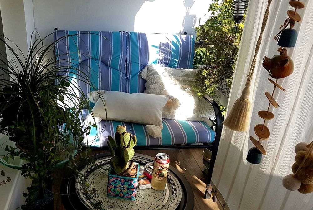 Продавам градински мебели-НОВИ!