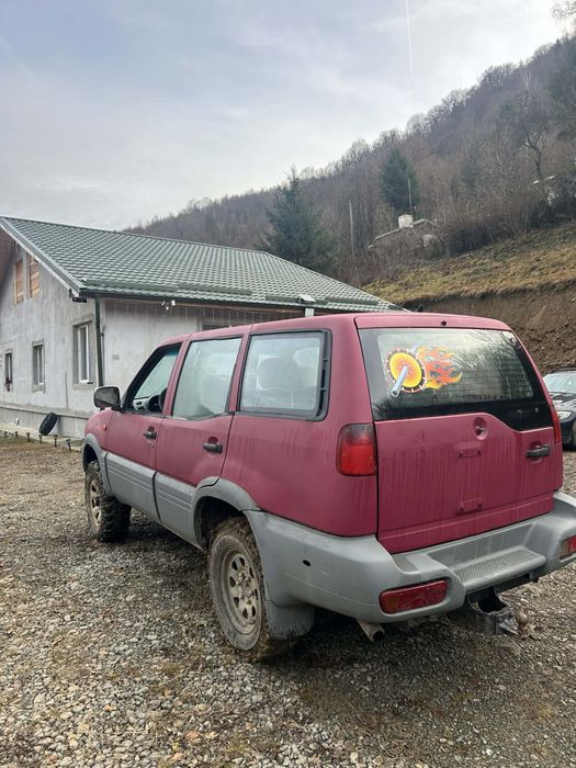 Vand Nissan Terrano 2
