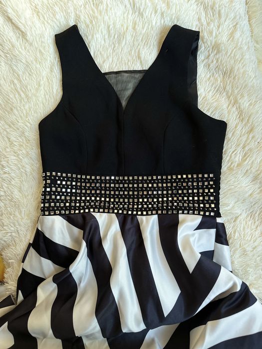 Платье на выпуск