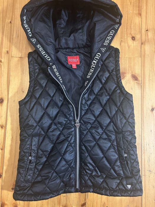 Детско елече Guess-8 г.