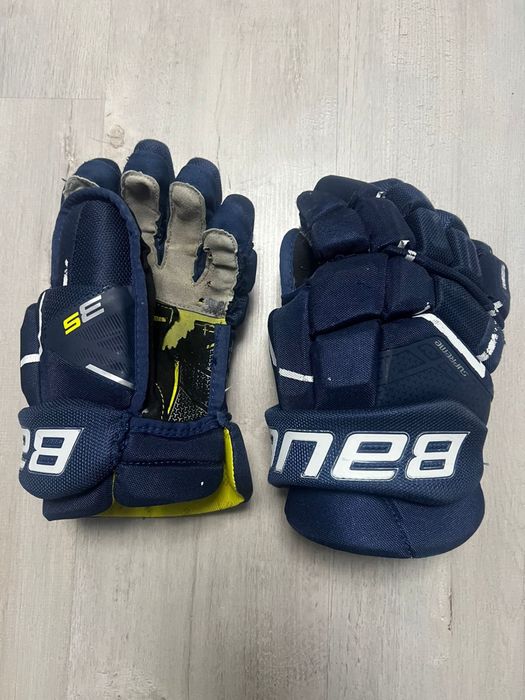 Перчатки хоккейные BAUER