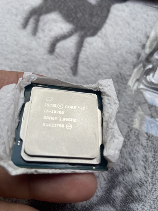 Procesor  Intel I7 10700 generatia a 10