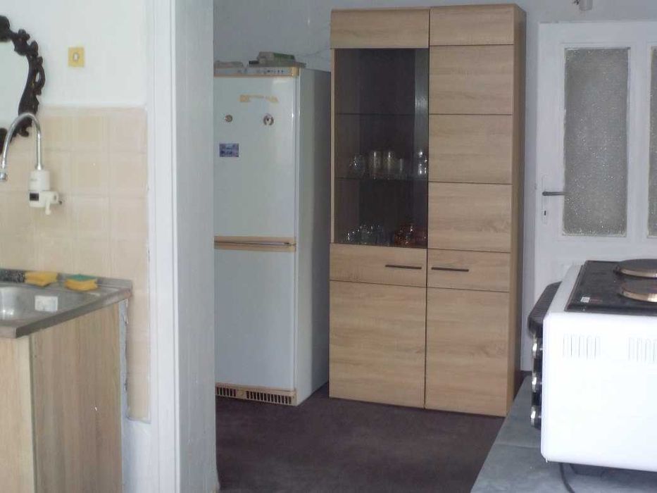 Собственик продава едноетажна масивна къща,с Градница,област Габрово