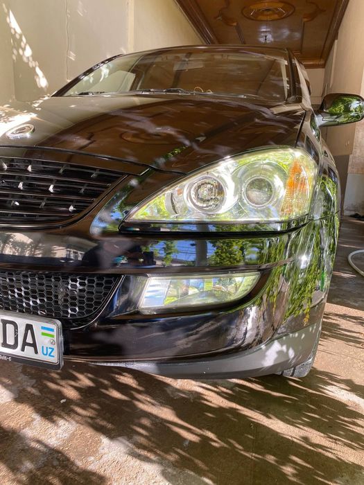 Санг йонг камерон.