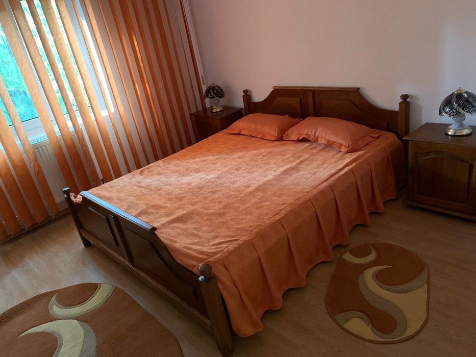 De vânzare  apartament 3 camere