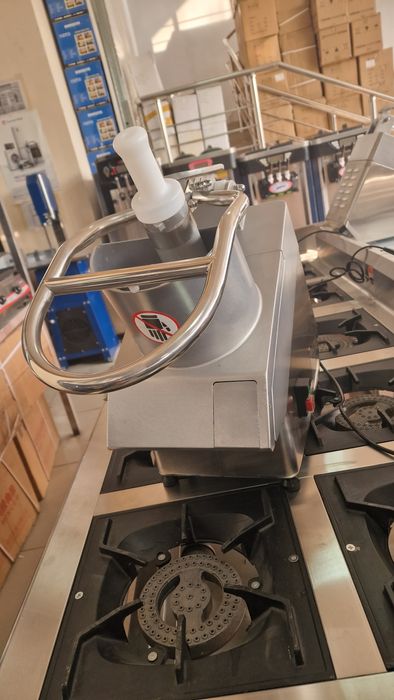 Овощерезка профессиональный Робокоп