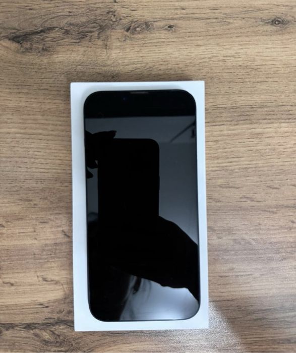 Iphone 14 в хорошем состоянии