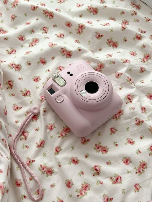 Instax mini 12 Фотоапарат
