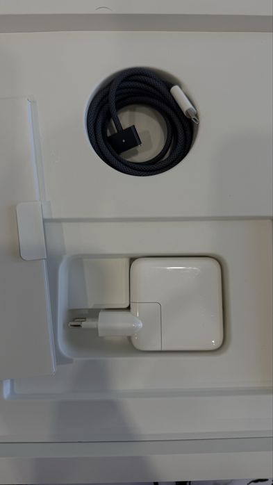 Apple MacBook Air  15