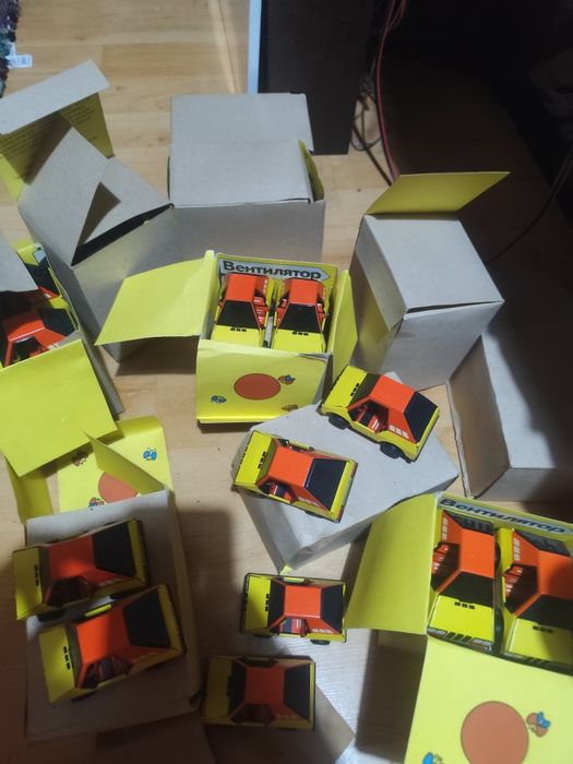 Стари играчки от едно време бъгита СССР производство