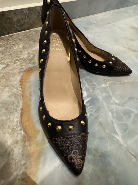 Обувки Guess 36 размер