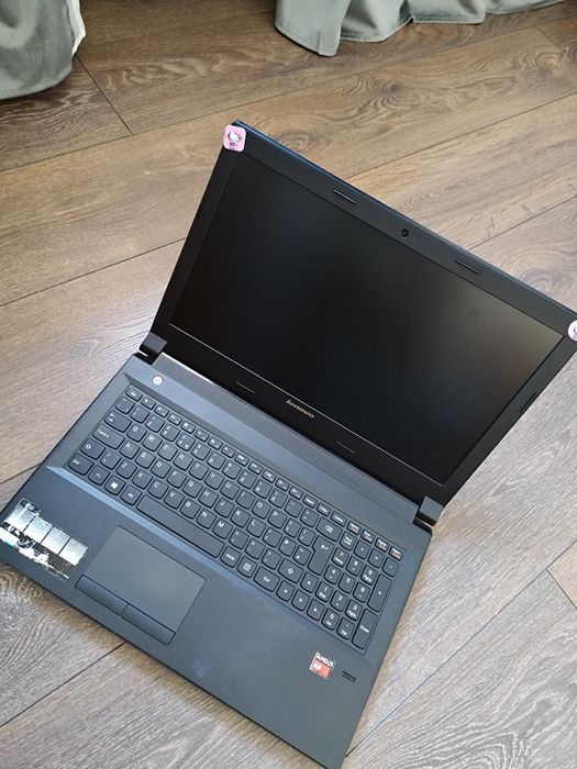 Leptop Lenovo b50