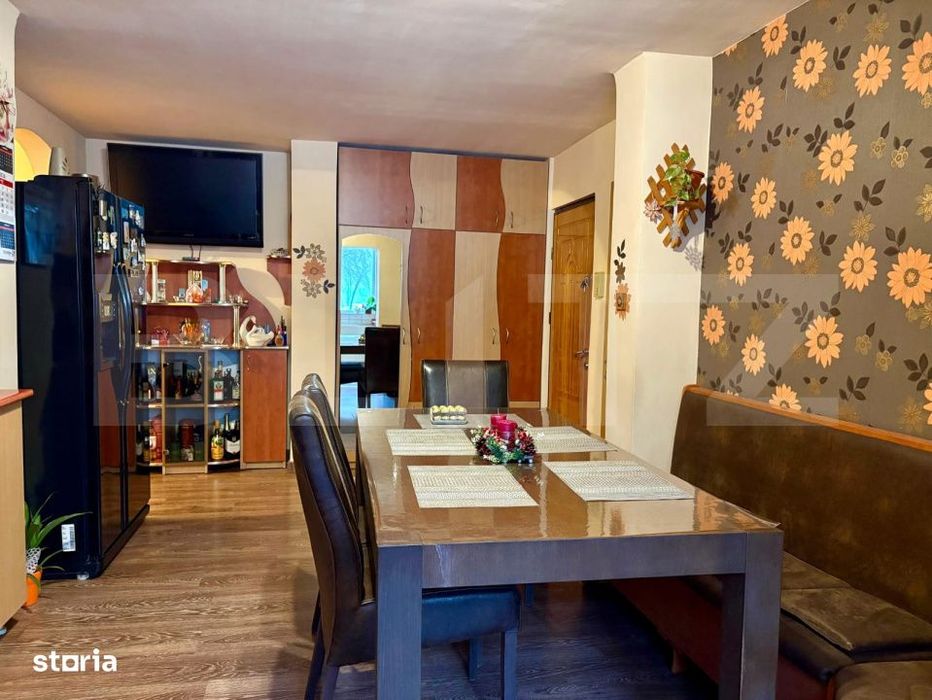 Apartament cu 4 camere, decomandat, spatios, 2 bai, Sanmartin