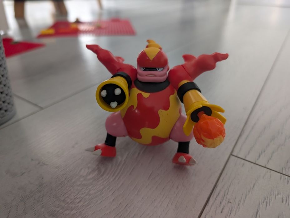 Pokemoni , majoritatea Noriel