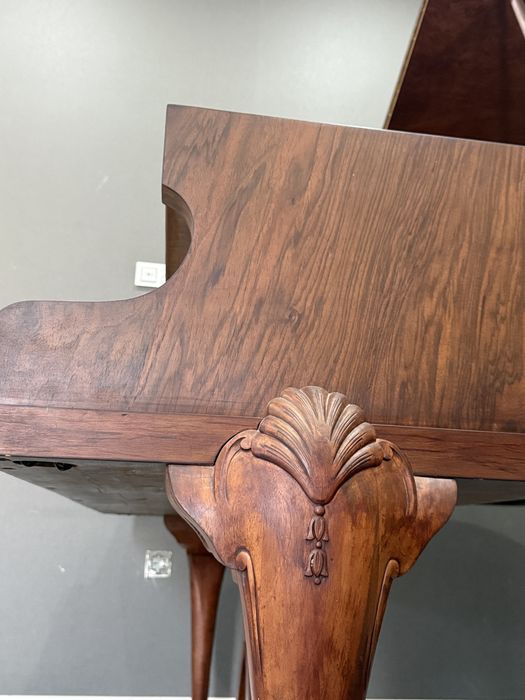 Продается рояль Challen