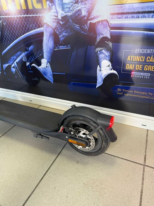 Trotineta electrica Xiaomi Electric Scooter 4  AGP Amanet Cod 2654