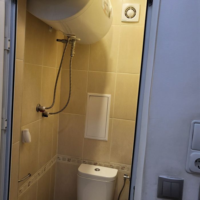 Апартамент 3 стаи обзаведен от собственик