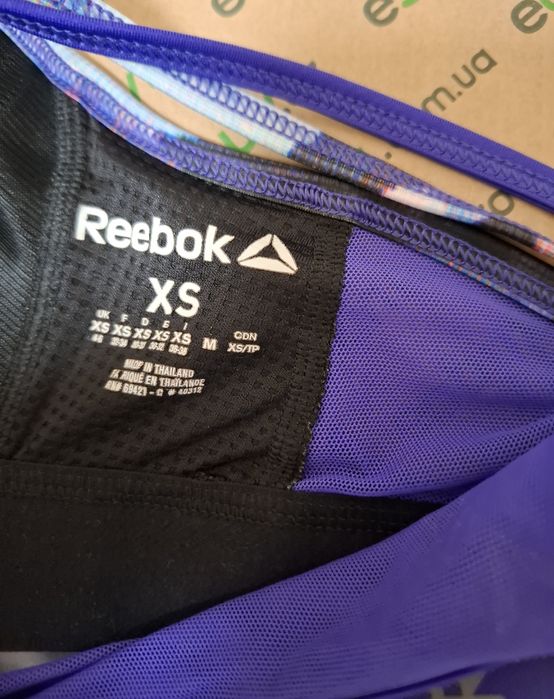 Дамско оригинално потниче.  Reebok