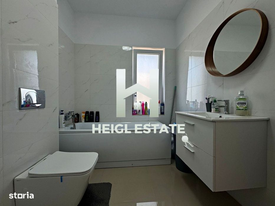 Apartament cu 2 camere de vânzare, zona Dumbrăvița