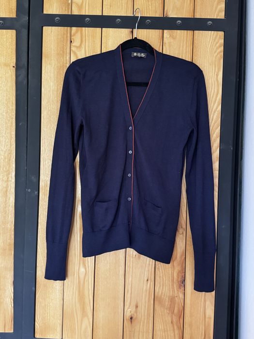 Loro Piana жилетка от 100% фино мерино.