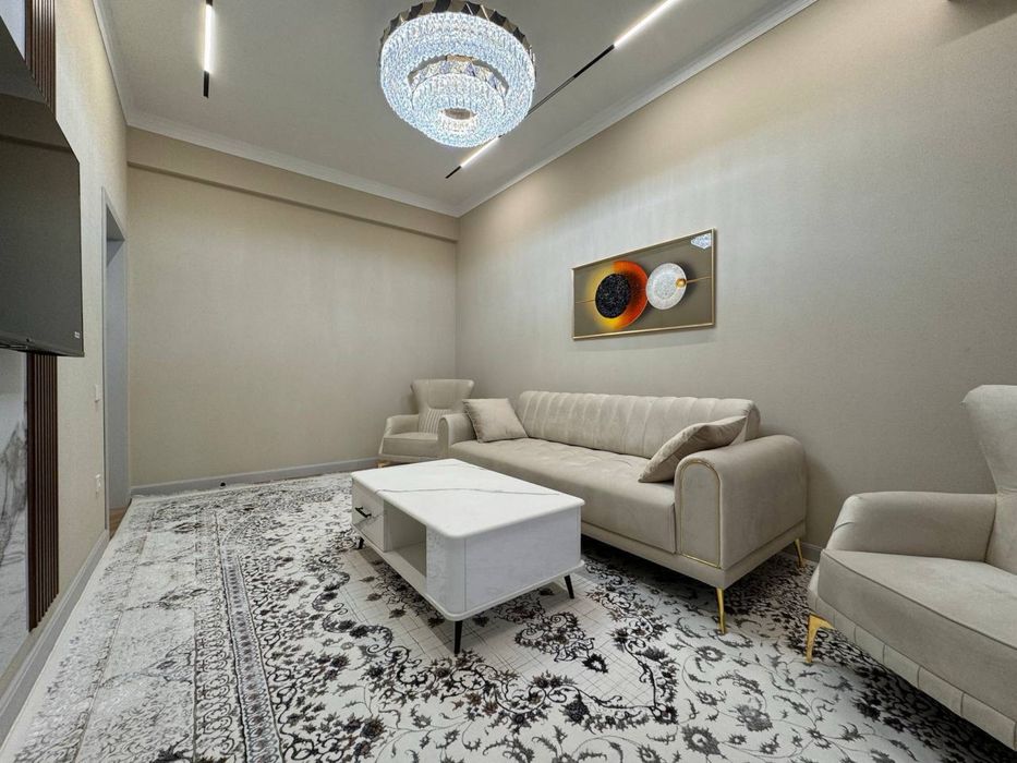 3х комнатная квартира в самом центре города! На Госпитальном! Ойбек!