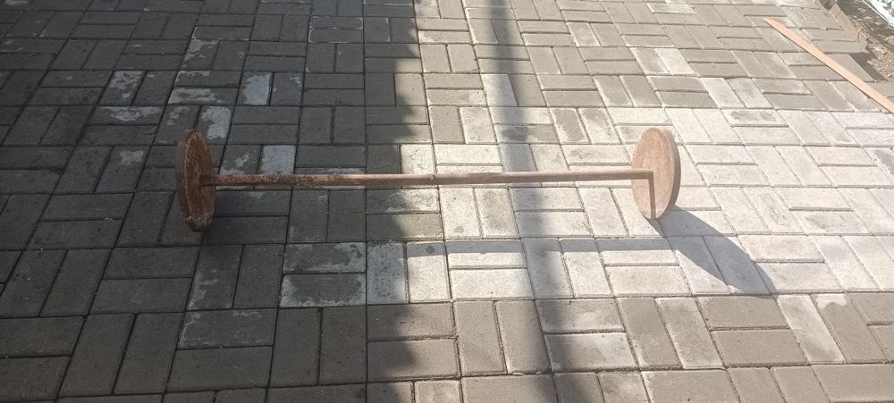 штанга Двадцать килограмм