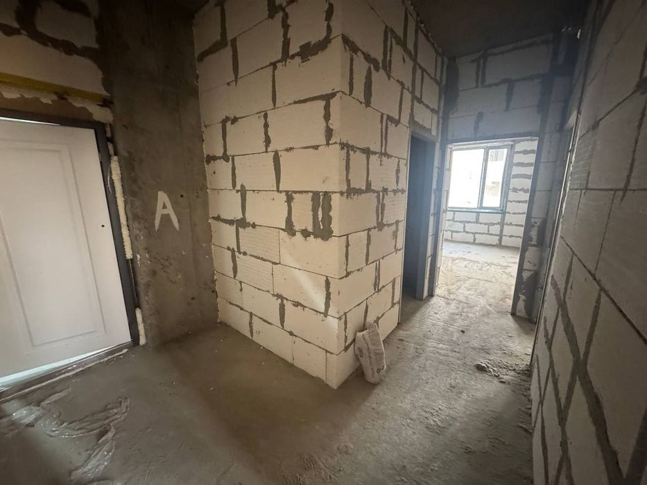 2хоналик 3каватда 6микрорайон, ЯНги Узбекистон
9 qavatlik monolitni do