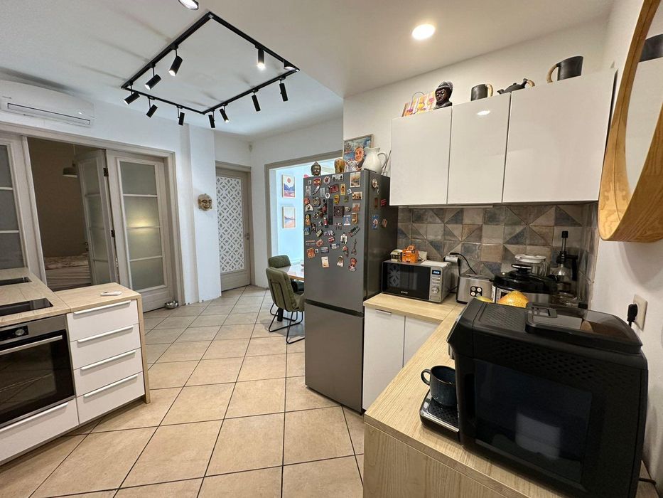 Продава се Четиристаен апартамент в София, Център - 135 кв.м за 4282 €/кв.м - Снимка #7