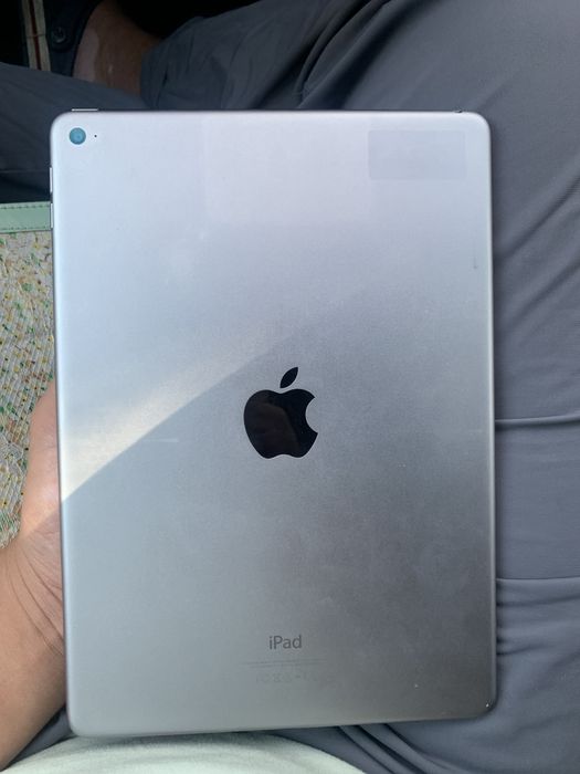 Продам Ipad Air 2
