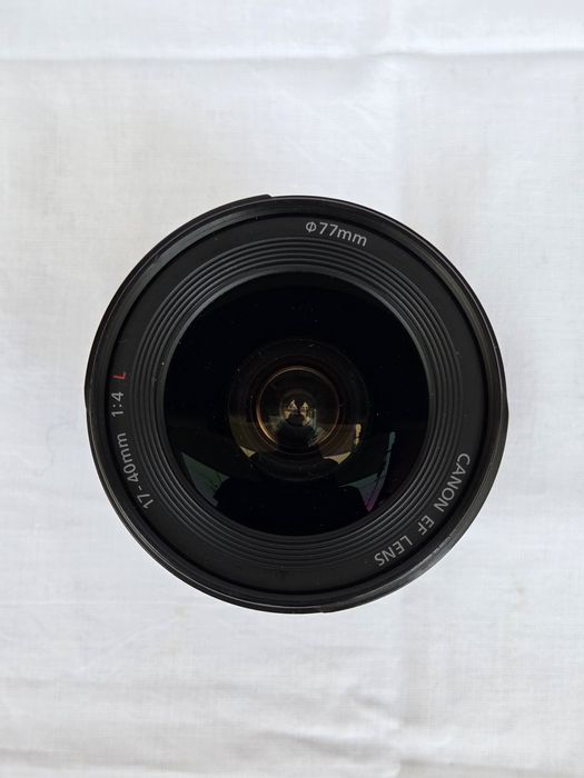 Canon EF 17-40mm f/4L USM