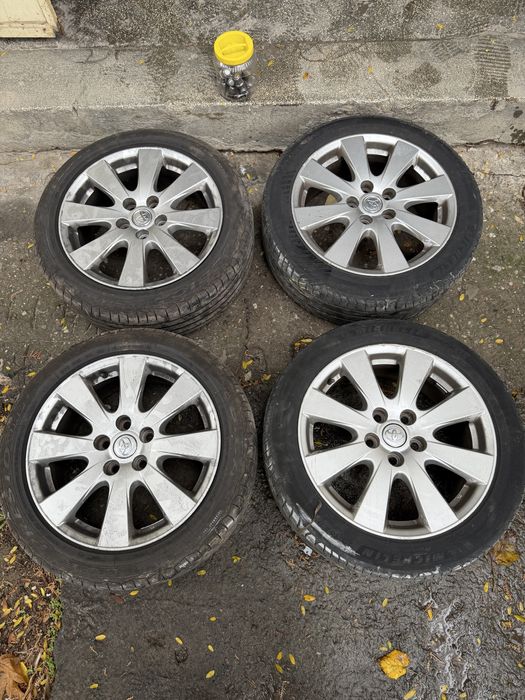 Jante aliaj Toyota 17” + anvelope vara + prezoane