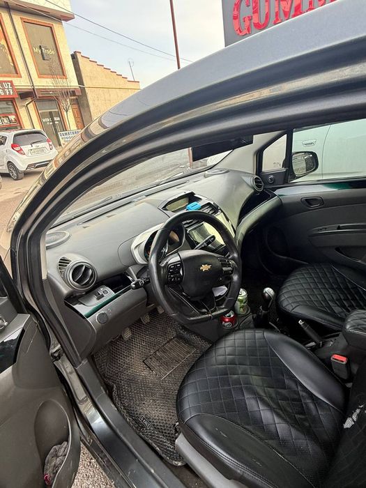 Spark sotiladi srochna