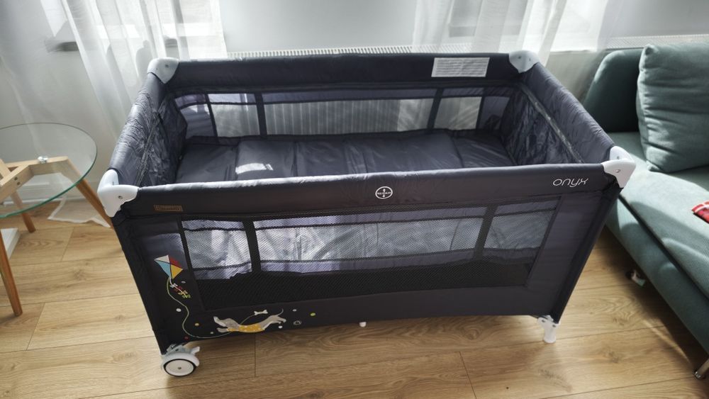 Vând pătuț copii Chipolino Onyx portabil produs că nou