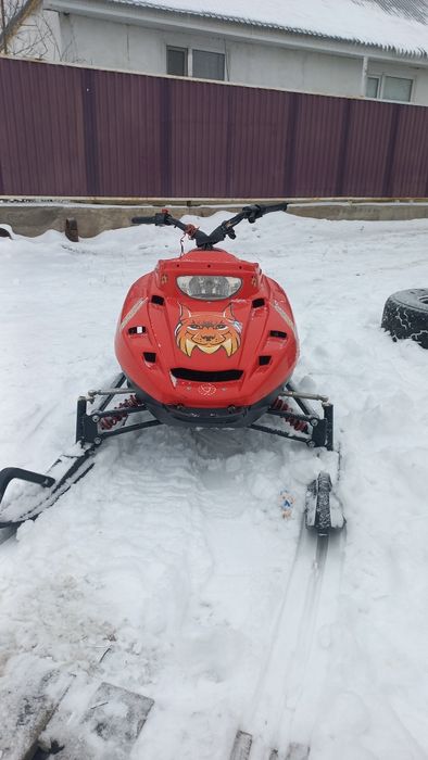 Подам детский снегоход.