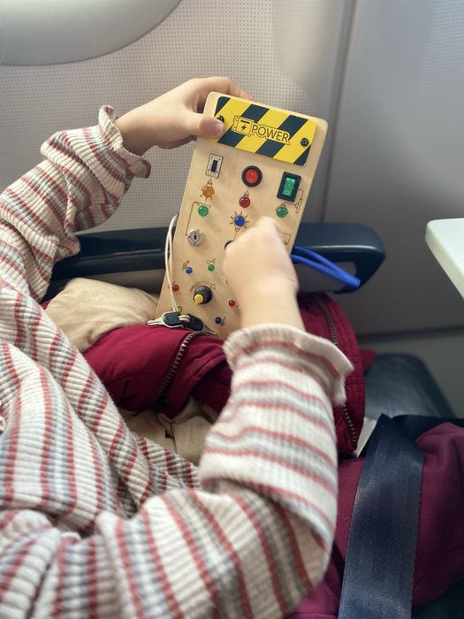 Бизиборд Монтессори