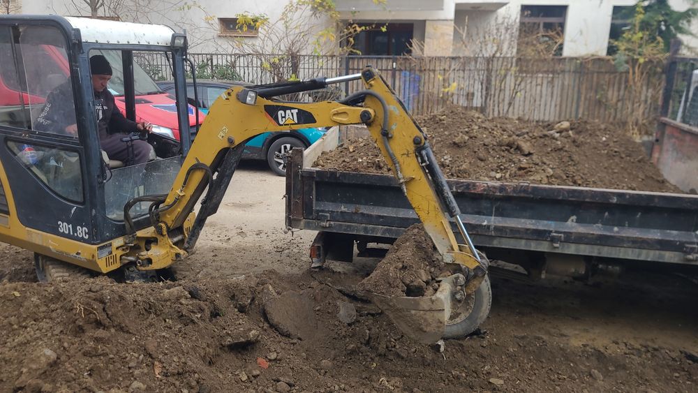 Transport agregate cu Bascula de 12 t și 3.5t